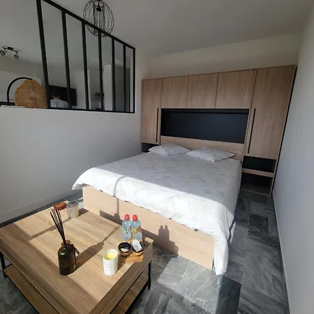 Splendide T2, 200m De La Mer, Climatise, Parking *