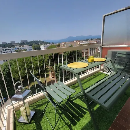 Splendide T2, 200m De La Mer, Climatise, Parking *