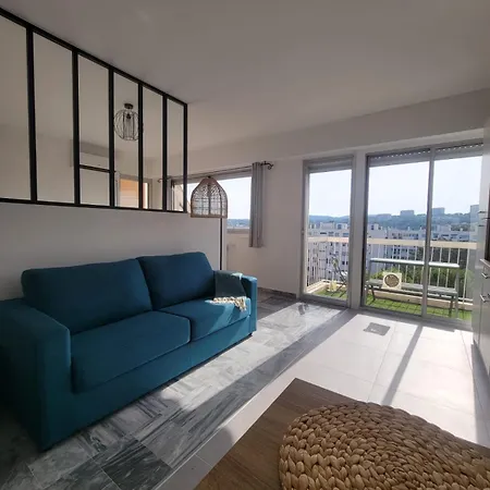 Appartement Splendide T2, 200m De La Mer, Climatise, Parking *